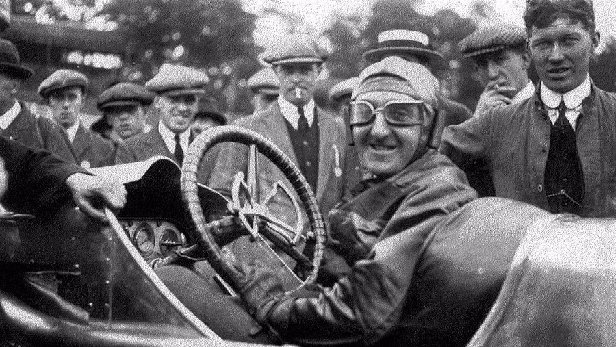 Percy Lambert the first Man to 100 miles in one hour Percy Lambert does 100mph at Brooklands before his death there