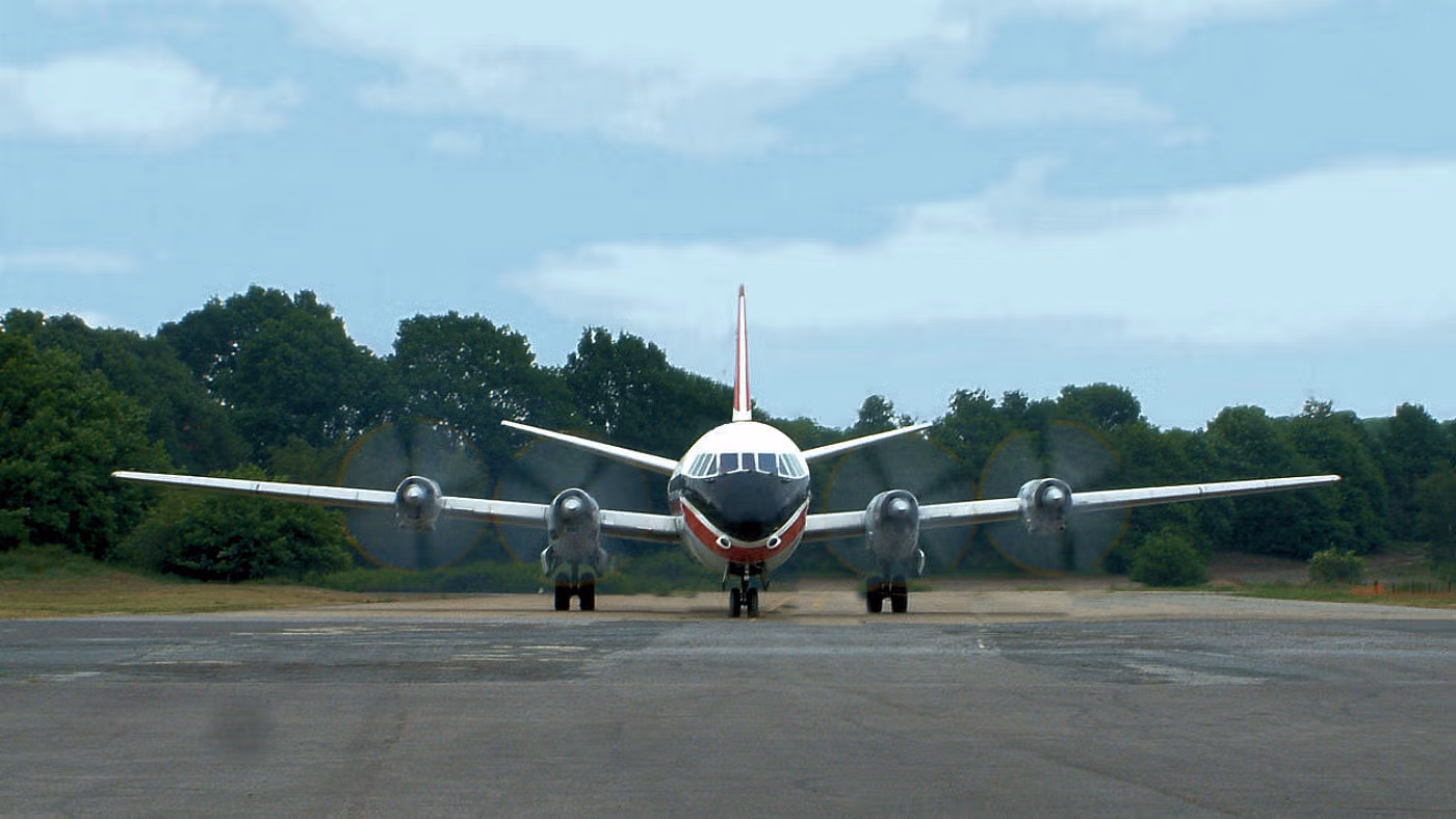 Brooklands Vanguard (Merchantman) G-APEP and others Brooklands Vickers Vanguard and Merchantman Videos